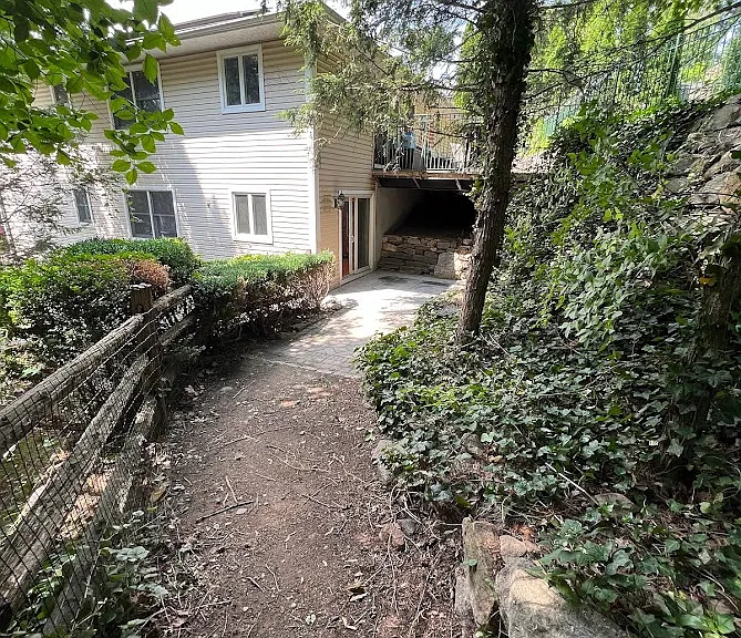 Boyd Pl — Photo 12