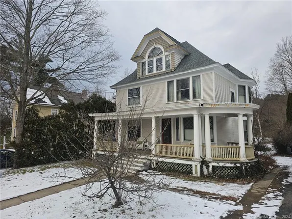 9 Orenaug Avenue, Woodbury, CT 06798