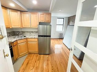 153 A Ave #10, New York, NY 10009