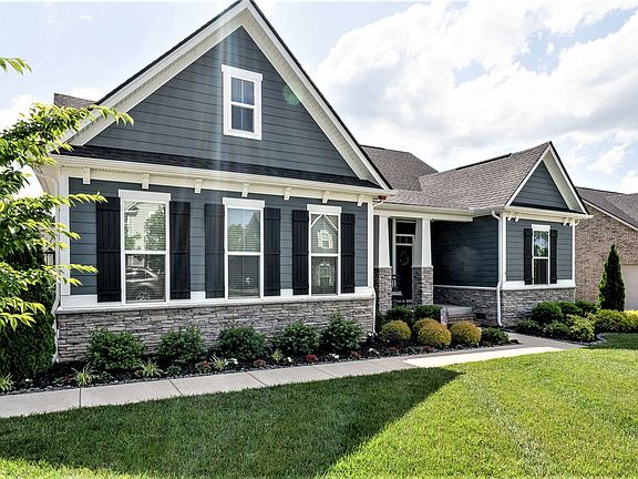3rd image of 2032 Canyon Echo Dr
