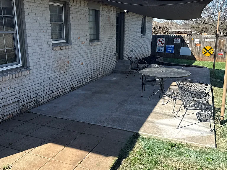 3805 NW Dearborn Ave — Photo 6