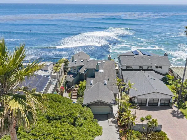 3020 Pleasure Point Dr, Santa Cruz, CA 95062