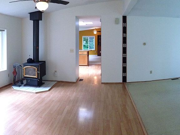 2nd image of 10016 22nd Ave NW