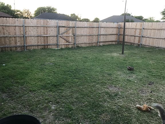 5th image of 313 Mesa Dr
