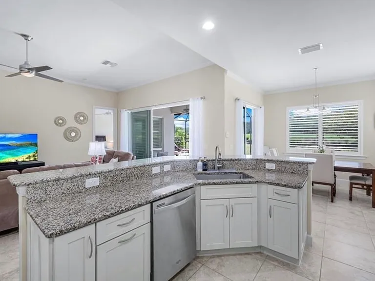 9102 Limestone Ln — Photo 5