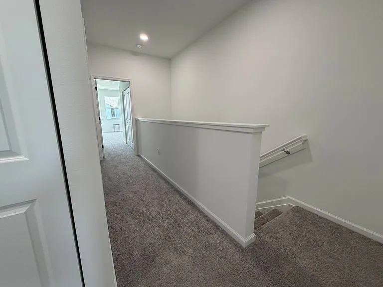 4402 Longwood — Photo 11