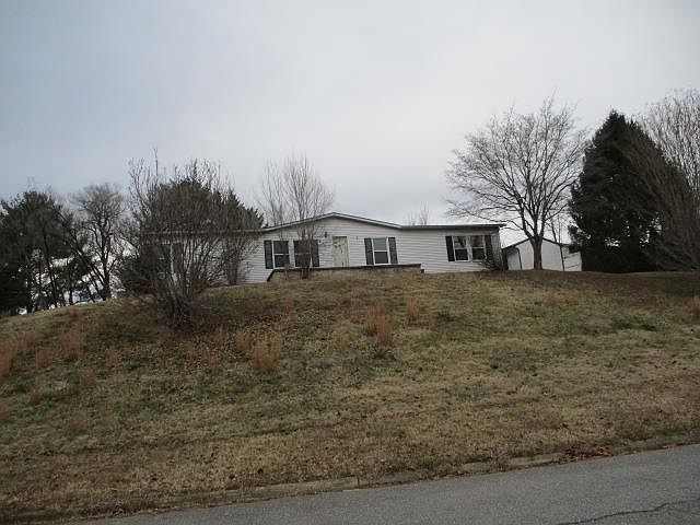 1st image of 274 Hillside Dr