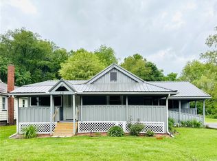 331 Home St, Mercer, PA 16137