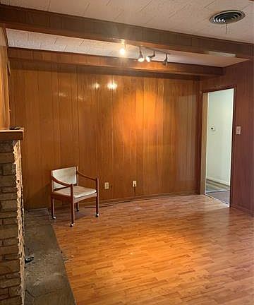 5th image of 4805 Briarwood Ln