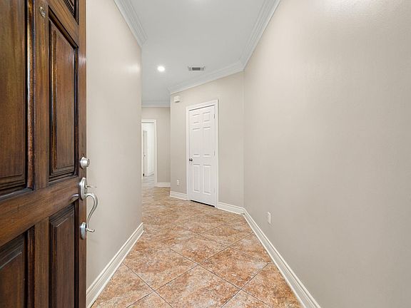5th image of 1420 Moritz Dr