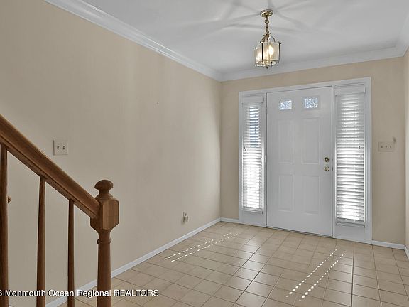 3rd image of 26 Essex Drive