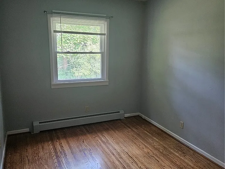 80 David Ave — Photo 16
