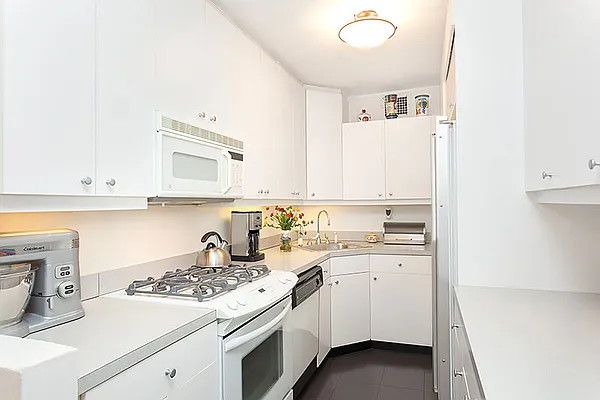 Sold by Brown Harris Stevens | media 12