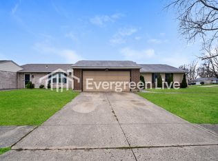 8786 Mardi Gras Dr, Dayton, OH 45424