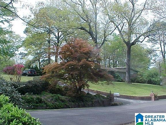 4th image of 1824 Poplar Dr