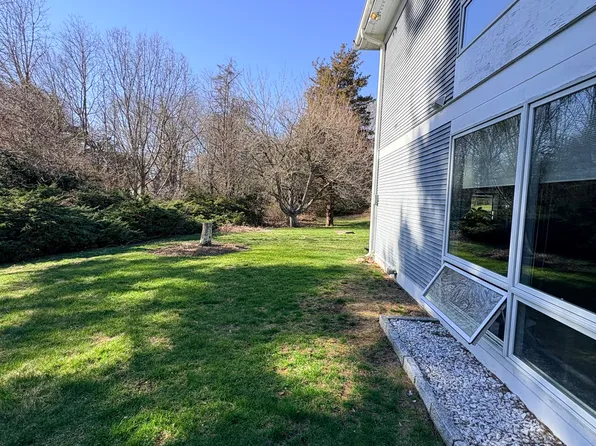 191 East Ave #3, Westerly, RI 02891