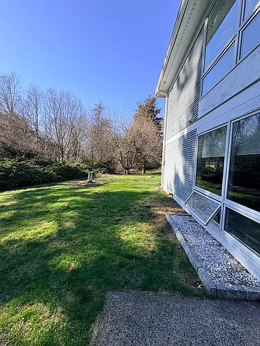 191 East Ave #3 Photo 1