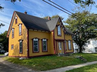 9 Elm St, Yarmouth, NS B5A2P6
