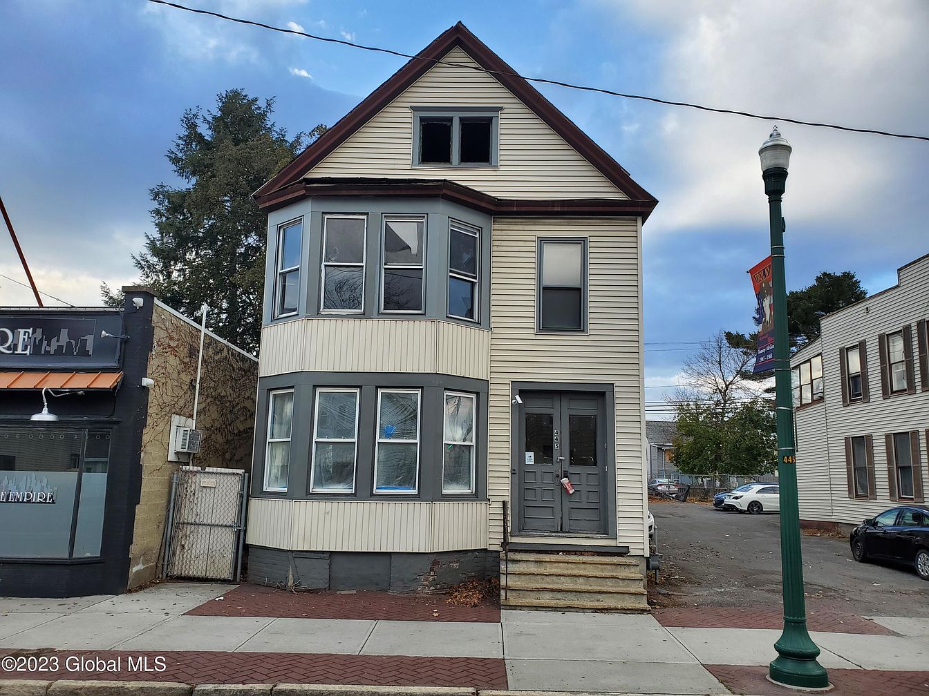 1st image of 445 5th Avenue