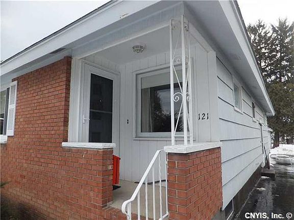 2nd image of 121 Marcia St