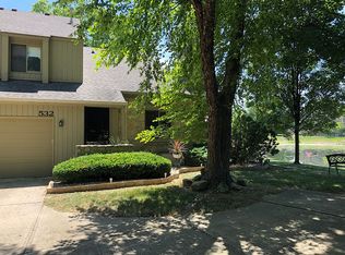 532 Conner Creek Dr, Fishers, IN
