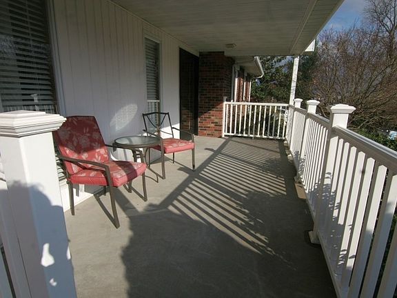 3rd image of 1614 Saint James Ave