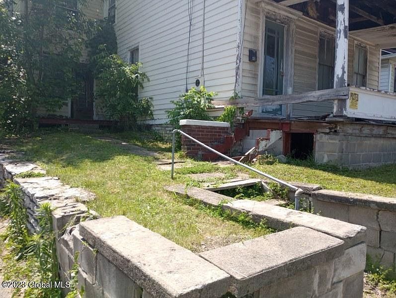 3rd image of 40 Hancock Street