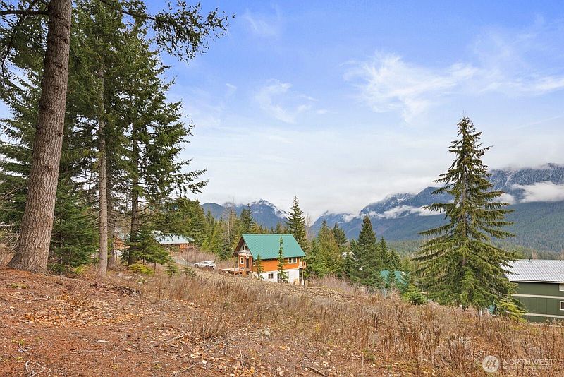 5th image of 321 Innsbruck Drive