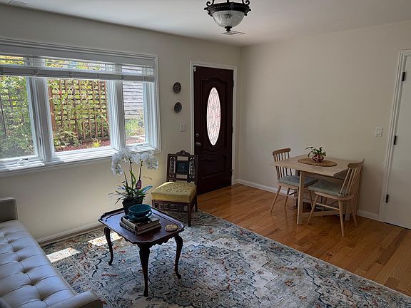 5th image of 60 Bonnie Ln