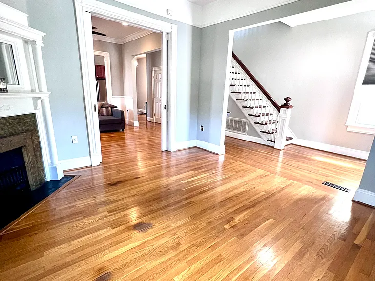 1522 Barron St — Photo 6