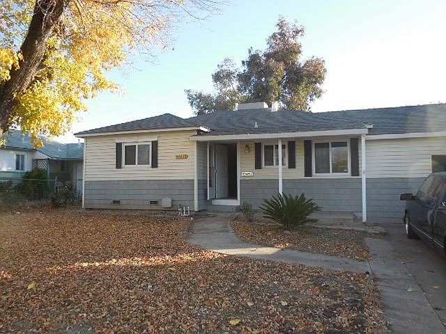1st image of 3708 A St