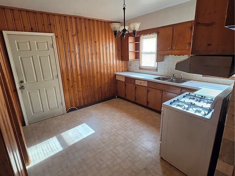 13 Nason Pkwy — Photo 12