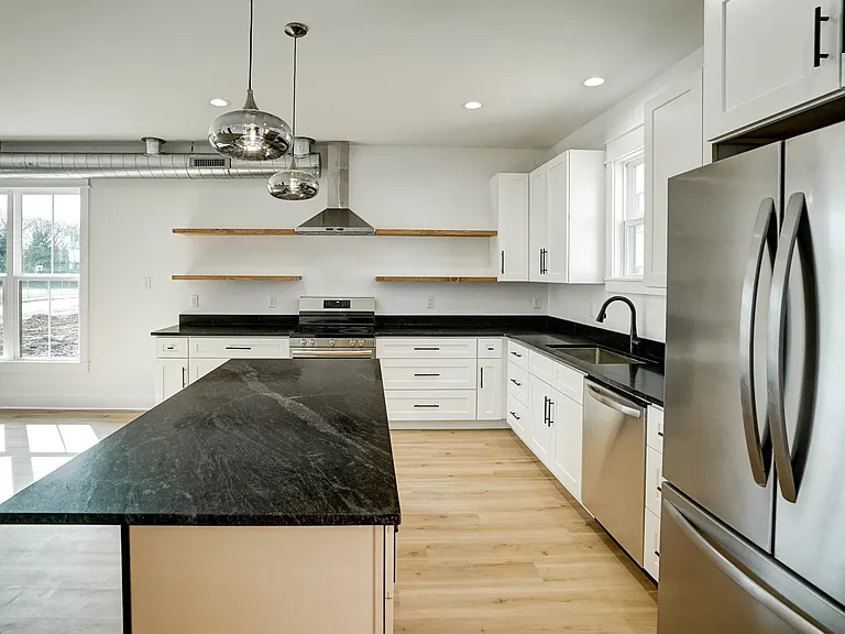 901 Commerce St #1 — Photo 13