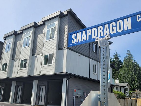2nd image of 957 Snapdragon Ct
