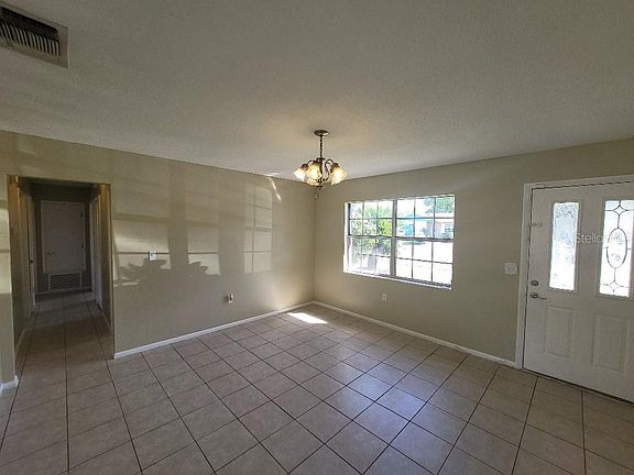 5th image of 3690 Yosemite Dr