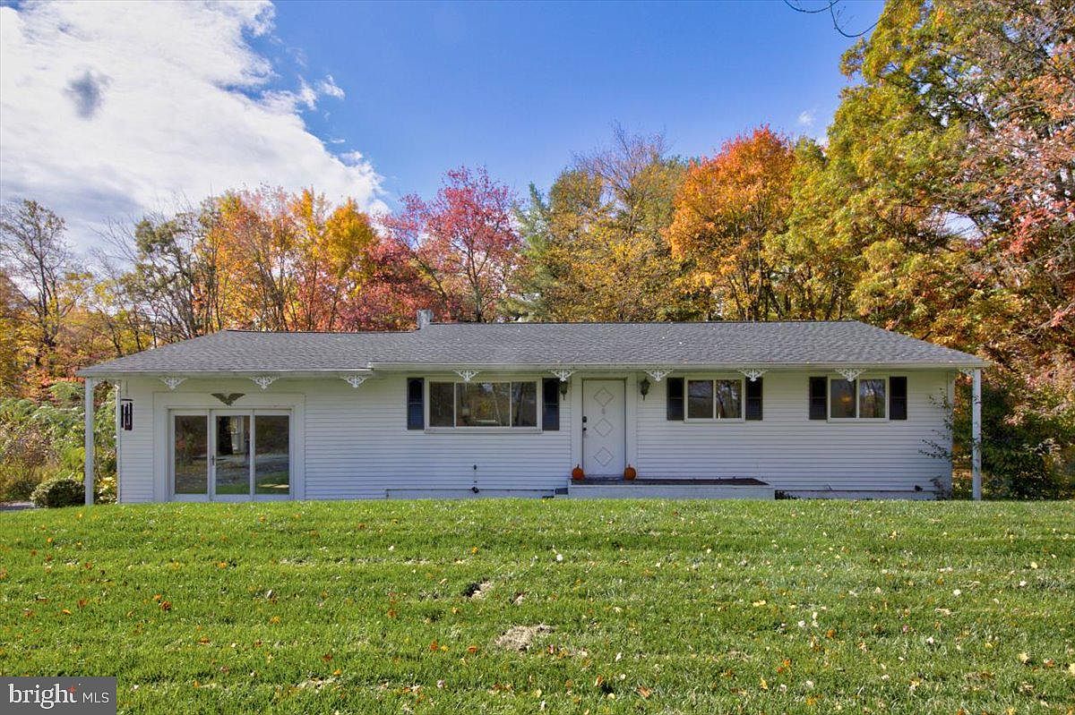 297 Killian Rd, Honey Brook, PA 19344 | Zillow