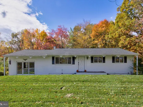 297 Killian Rd, Honey Brook, PA 19344