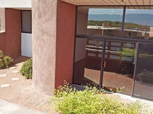 5 Tennis Ct NW, Albuquerque, NM 87120