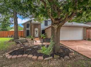 5309 Farragut Dr, Arlington, TX 76018
