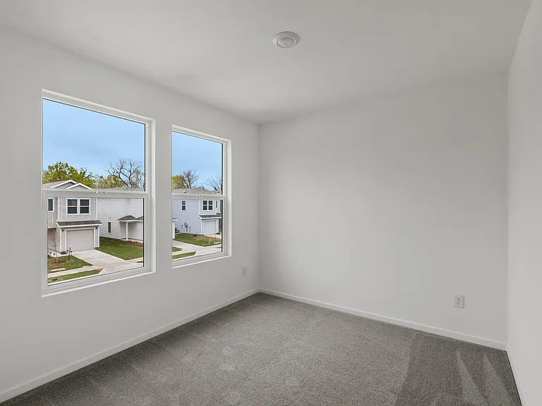 6819 Highlands St — Photo 18