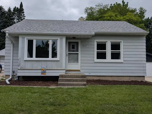 4059 S Alexander Ave, Saint Francis, WI 53235
