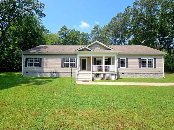 517 Holly Harbor Rd, Reedville, VA 22539