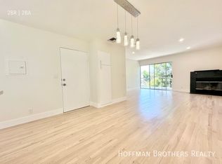 2100 Griffith Park Blvd #5, Los Angeles, CA 90039