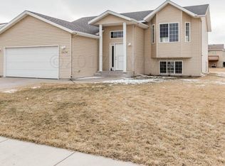 3436 Eagle Run Dr, West Fargo, ND 58078