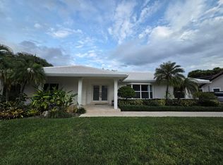 942 Lands End Rd, Lantana, FL 33462