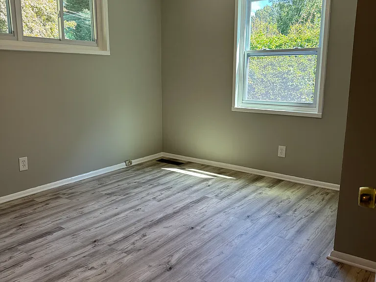 3063 Anthony Dr — Photo 19