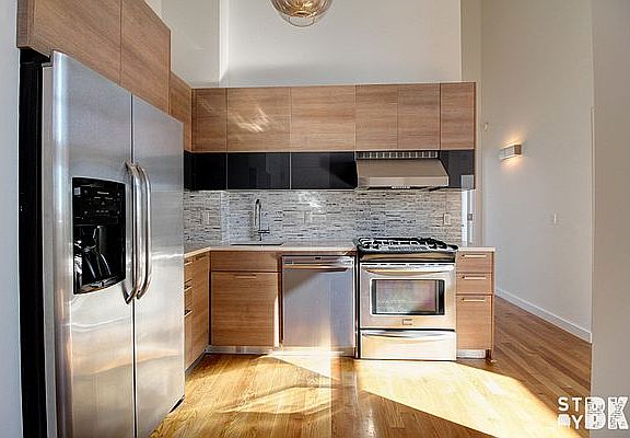 4th image of 273 Greene Ave Penthouse D
