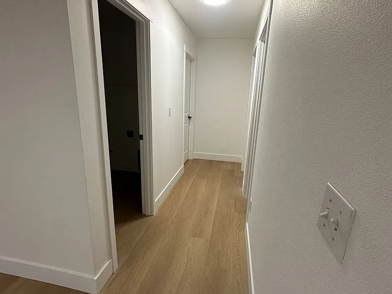 7915 Chehalis Dr — Photo 11