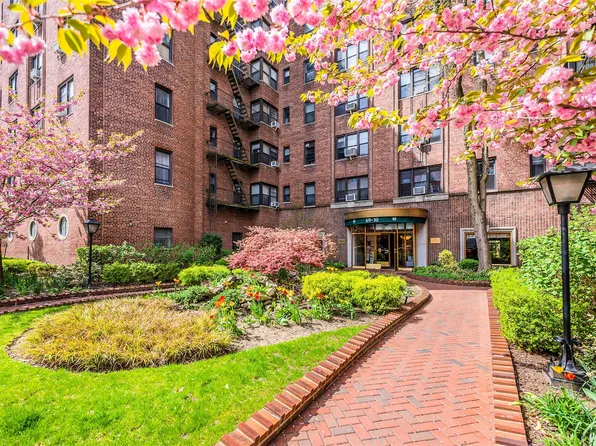 6910 Yellowstone Boulevard #119, Forest Hills, NY 11375