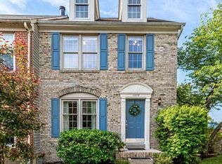 1275 Quaker Hill Dr, Alexandria, VA 22314
